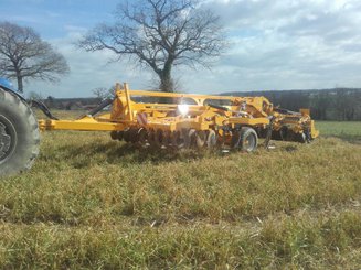 Stubble cultivator Agrisem Maximulch Série 6 traîné Repliable