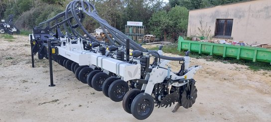 No-till seed drill Agrisem Strip-Cat II porté Repliable