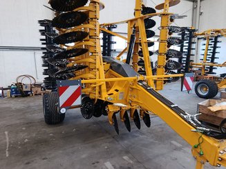 Disc stubble cultivator Agrisem Disc-O-Mulch Série R traîné Repliable