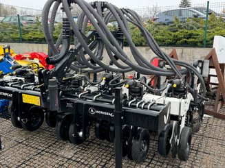 No-till seed drill Agrisem Strip-Cat II porté Fixe
