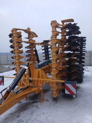 Disc stubble cultivator Agrisem Disc-O-Mulch Gold traîné Repliable