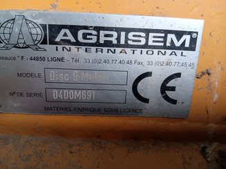 Disc stubble cultivator Agrisem Disc-O-Mulch SUPER