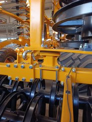 Disc stubble cultivator Agrisem Disc-O-Mulch Gold traîné Repliable