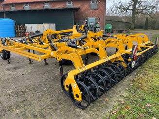 Tined stubble cultivator Agrisem Smartplow traîné Repliable