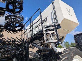 No-till seed drill Agrisem Strip-Cat II traîné Repliable