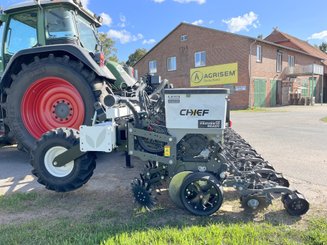 Precision seeder Agrisem CHEF porté Repliable