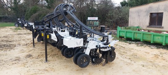 No-till seed drill Agrisem Strip-Cat II porté Repliable