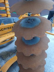 Disc stubble cultivator Agrisem Disc-O-Mulch Gold traîné Repliable