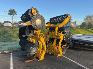 Disc stubble cultivator Agrisem Disc-O-Vigne Fixe