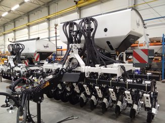 No-till seed drill Agrisem BOSS Trainé 3/4m