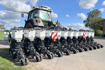 Precision seeder Agrisem CHEF porté Repliable