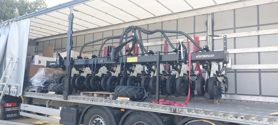 No-till seed drill Agrisem Strip-Cat II porté Repliable