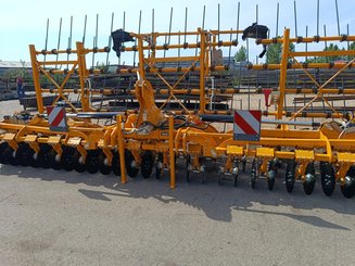 Stubble cultivator Agrisem Turbomulch Extra Repliable