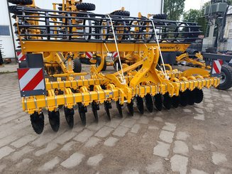 Disc stubble cultivator Agrisem Disc-O-Mulch Gold porté Fixe