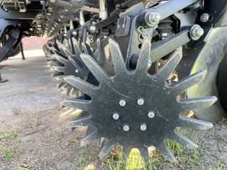 Precision seeder Agrisem CHEF porté Repliable