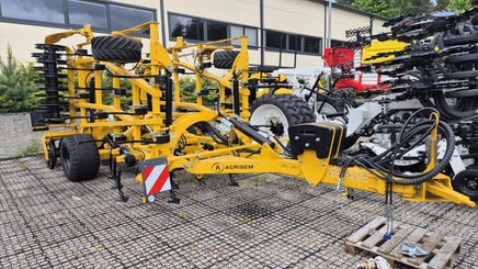 Tined stubble cultivator Agrisem Vibromulch traîné Repliable