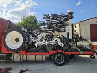 No-till seed drill Agrisem Strip-Cat II traîné Repliable