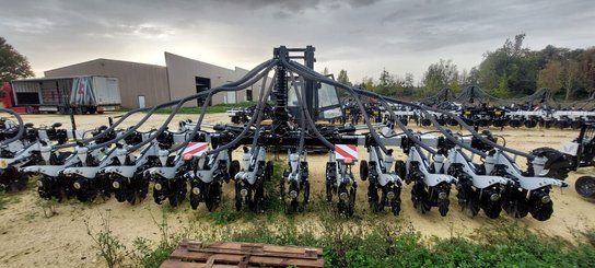 No-till seed drill Agrisem Strip-Cat II porté Repliable