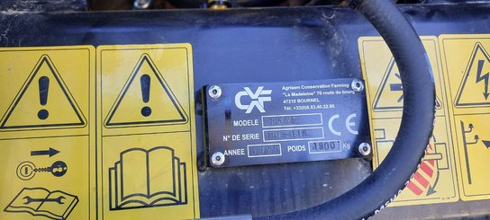 Precision seeder Agrisem CHEF porté Repliable