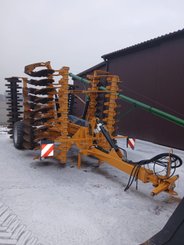 Disc stubble cultivator Agrisem Disc-O-Mulch Gold traîné Repliable