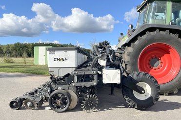 Precision seeder Agrisem CHEF porté Repliable