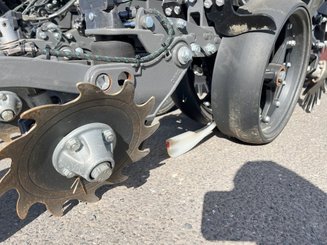 Precision seeder Agrisem CHEF porté Repliable