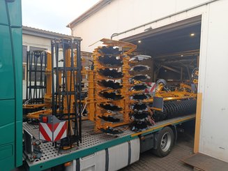 Disc stubble cultivator Agrisem Disc-O-Mulch Gold porté Repliable