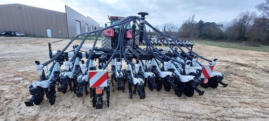 No-till seed drill Agrisem Strip-Cat II porté Repliable