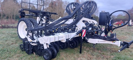 No-till seed drill Agrisem Strip-Cat II traîné Repliable