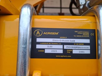 Disc stubble cultivator Agrisem Disc-O-Mulch Gold porté Fixe