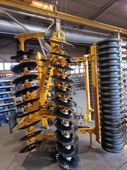 Disc stubble cultivator Agrisem Disc-O-Mulch Série R porté Repliable