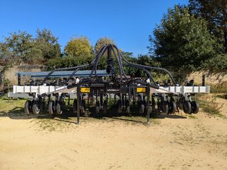 No-till seed drill Agrisem Strip-Cat II porté Repliable