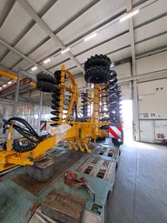 Disc stubble cultivator Agrisem Disc-O-Mulch Série R traîné Repliable