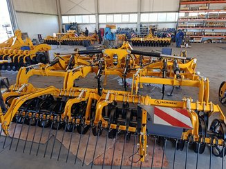 Tined stubble cultivator Agrisem Smartplow porté Repliable