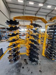 Disc stubble cultivator Agrisem Disc-O-Mulch Gold porté Repliable