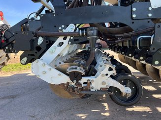 No-till seed drill Agrisem mBOSS Rétractable