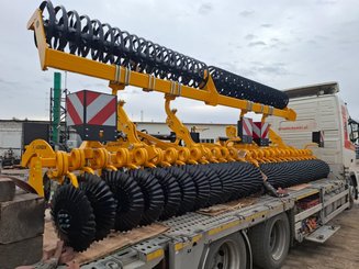 Disc stubble cultivator Agrisem Disc-O-Mulch Gold porté Fixe