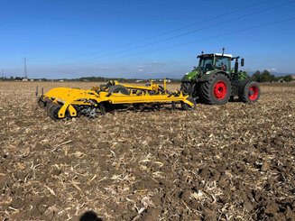 Tined stubble cultivator Agrisem Smartplow traîné Repliable