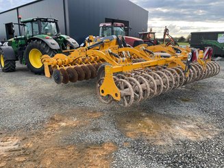 Disc stubble cultivator Agrisem Disc-O-Mulch Gold traîné Repliable