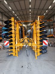Disc stubble cultivator Agrisem Disc-O-Mulch Série R porté Repliable