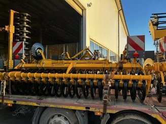 Disc stubble cultivator Agrisem Disc-O-Mulch Série R porté Fixe