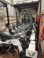 No-till seed drill Agrisem Strip-Cat II porté Repliable