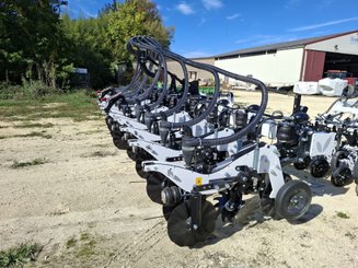 No-till seed drill Agrisem Strip-Cat II porté Repliable