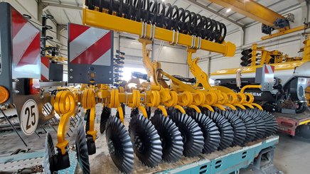 Disc stubble cultivator Agrisem Disc-O-Mulch Gold porté Fixe