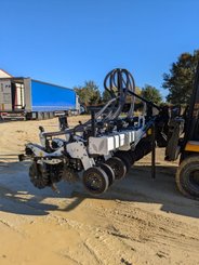 No-till seed drill Agrisem Strip-Cat II porté Repliable