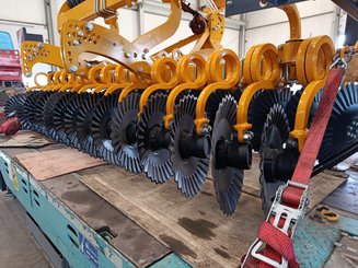 Disc stubble cultivator Agrisem Disc-O-Mulch Gold porté Fixe