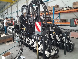 No-till seed drill Agrisem BOSS Dual porté F