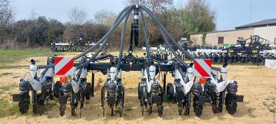 No-till seed drill Agrisem Strip-Cat II porté Repliable