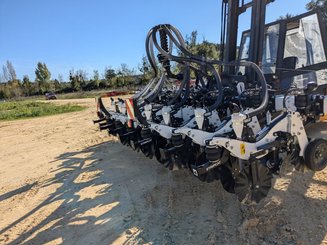 No-till seed drill Agrisem Strip-Cat II porté Repliable