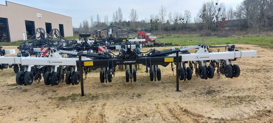 No-till seed drill Agrisem Strip-Cat II porté Repliable